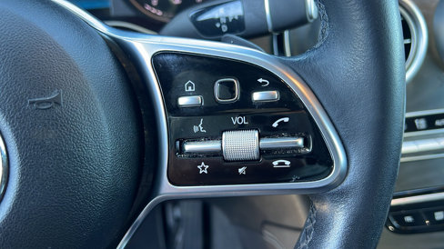 Used 2020 Mercedes-Benz GLC 300 4MATIC image 24