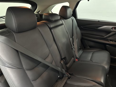 Used 2018 MAZDA CX-9 Touring w/ Touring Premium Package image 31