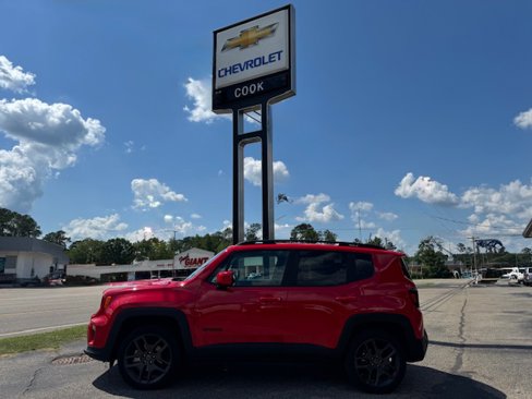 Used 2022 Jeep Renegade Latitude w/ Convenience Group image 1