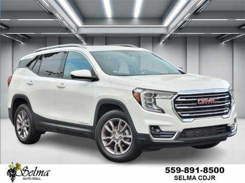 Used 2024 GMC Terrain SLT image 1