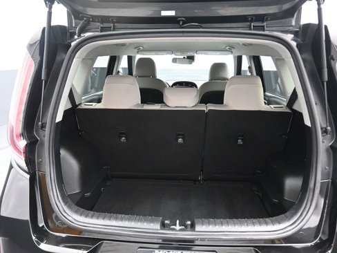 Used 2023 Kia Soul LX image 38