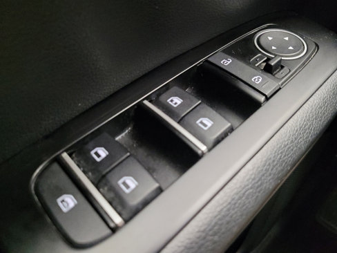 Used 2023 Kia Soul LX w/ LX Technology Package image 27