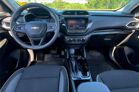 Used 2022 Chevrolet TrailBlazer LT w/ Convenience Package image 7