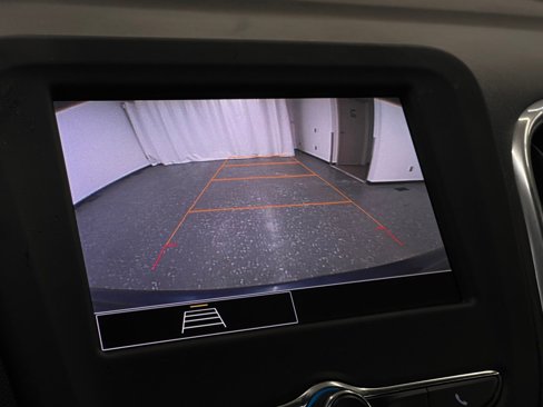 Used 2022 Chevrolet Equinox LT w/ LPO, Floor Liner Package image 16