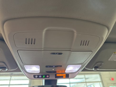 Used 2019 Buick Envision Essence image 35
