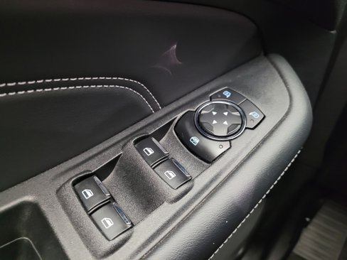 Used 2024 Ford Edge Titanium image 27