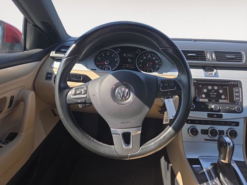 Used 2014 Volkswagen CC Sport image 17