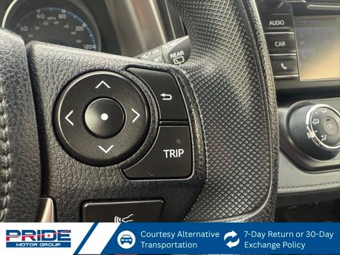 Used 2018 Toyota RAV4 LE image 24