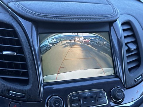 Used 2018 Chevrolet Impala Premier image 30