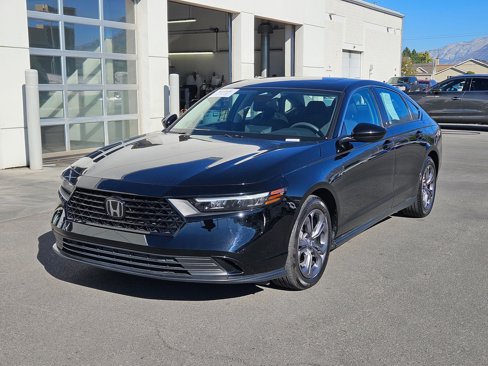 Used 2023 Honda Accord EX image 10