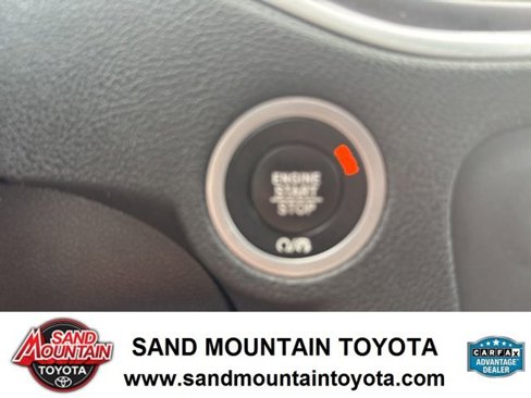 Used 2020 Dodge Charger SXT w/ Leather Interior Group image 16