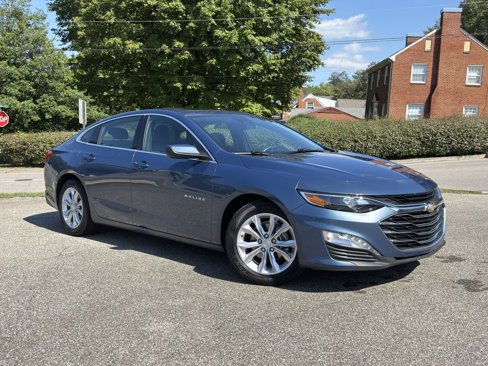 Used 2024 Chevrolet Malibu LT image 2