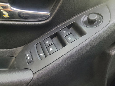 Used 2019 Chevrolet Trax LT w/ LT Convenience Package image 27