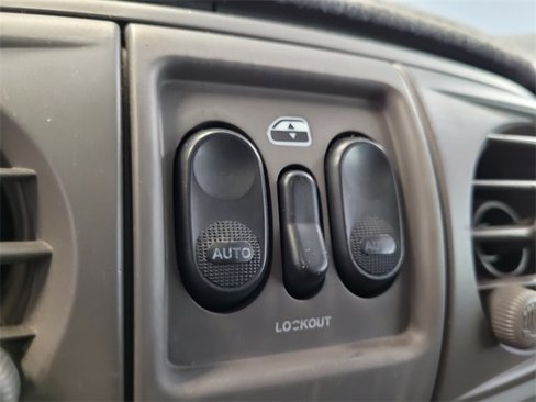Used 2001 Chrysler PT Cruiser image 26