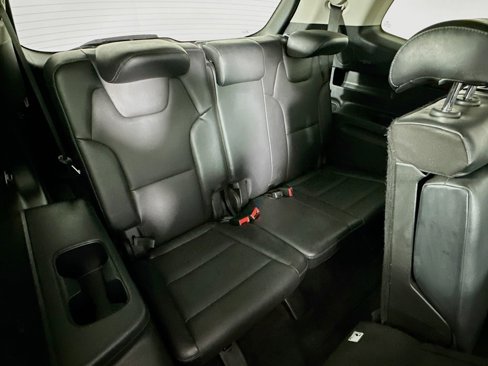 Used 2020 Kia Telluride LX image 32