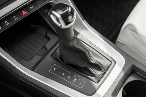 Certified 2025 Audi Q3 2.0T Premium Plus image 11