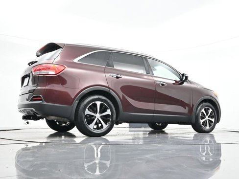 Used 2017 Kia Sorento EX image 31