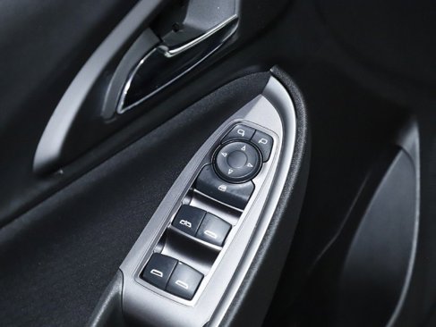 Used 2023 Chevrolet Malibu LT w/ Driver Confidence Package image 16