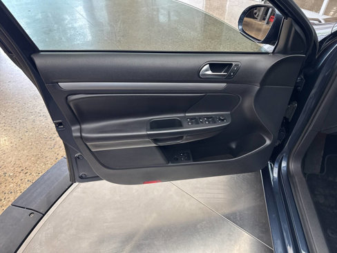 Used 2010 Volkswagen Jetta SE image 15