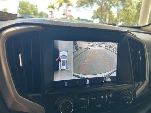 Used 2018 GMC Terrain Denali w/ Advanced Safety Package image 9