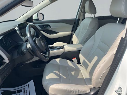 Used 2023 Nissan Rogue SL w/ SL Premium Package image 13