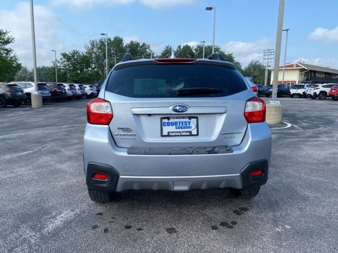 Used 2017 Subaru Crosstrek 2.0i Premium image 6