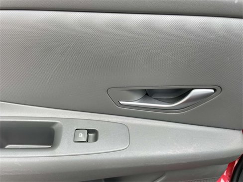 Certified 2023 Hyundai Elantra SEL image 15
