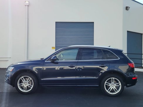 Used 2015 Audi Q5 3.0T Prestige w/ Prestige Package image 2