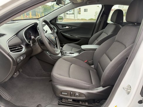 Used 2023 Chevrolet Malibu LT w/ Driver Confidence Package image 27