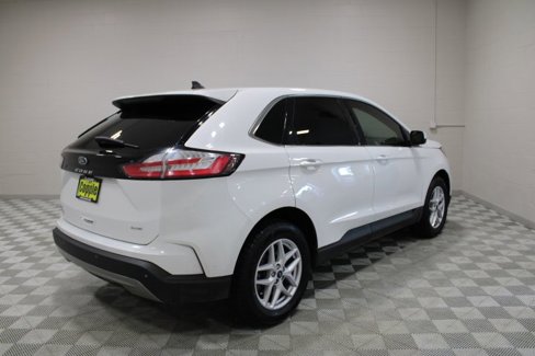 Used 2022 Ford Edge SEL image 7