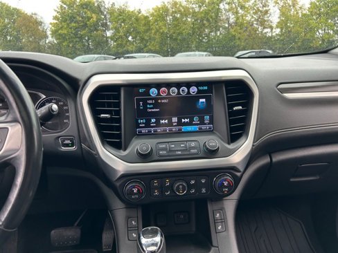 Used 2018 GMC Acadia SLT image 15