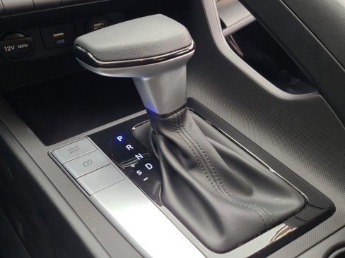 Used 2023 Hyundai Elantra SEL image 19