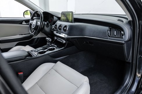 Used 2019 Kia Stinger Premium image 15