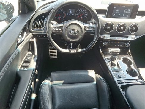 Used 2020 Kia Stinger GT-Line image 11