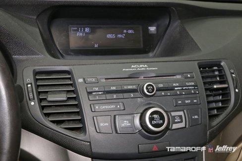 Used 2010 Acura TSX Sedan image 8