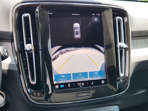 New 2025 Volvo XC40 B5 Core w/ Climate Package image 27