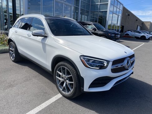 Used 2022 Mercedes-Benz GLC 300 4MATIC image 2