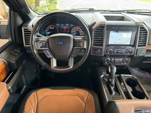 Used 2017 Ford F150 Limited image 27