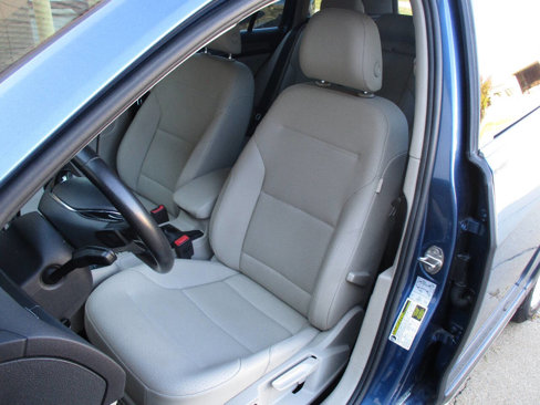 Used 2017 Volkswagen Golf Alltrack SE image 21