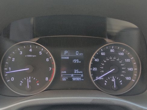 Used 2017 Hyundai Elantra SE image 23