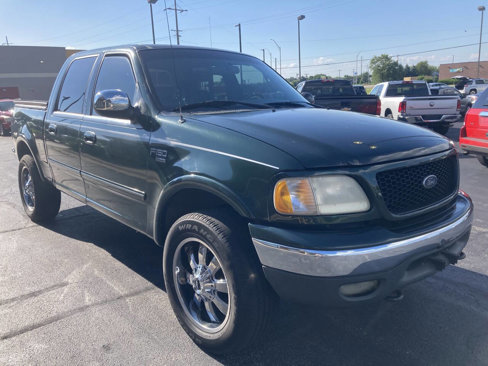 Used 2001 Ford F150 Lariat image 1