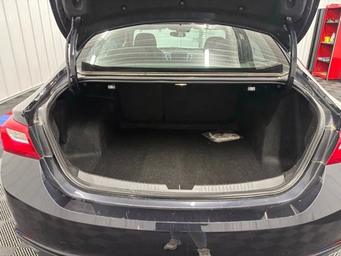 Used 2023 Chevrolet Malibu LT image 5