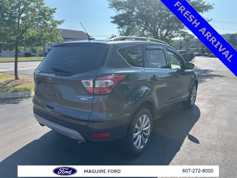 Used 2017 Ford Escape Titanium image 5