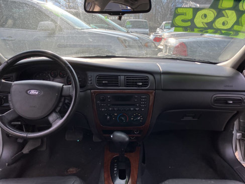 Used 2007 Ford Taurus SEL image 17