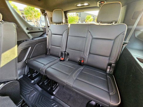 Used 2024 GMC Yukon SLT image 13