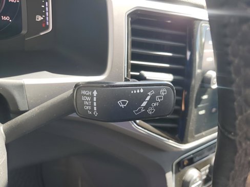 Used 2019 Volkswagen Atlas SEL R-Line image 36