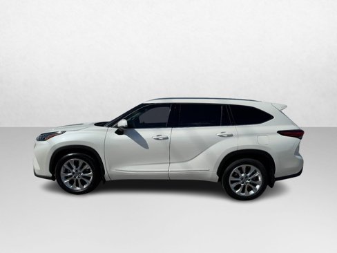 Used 2021 Toyota Highlander Limited image 8
