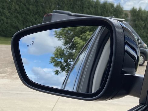 Used 2022 Ford Escape SEL image 9