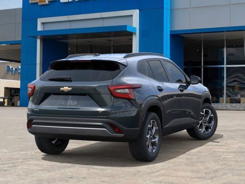 New 2025 Chevrolet Trax LT w/ Driver Confidence Package image 31