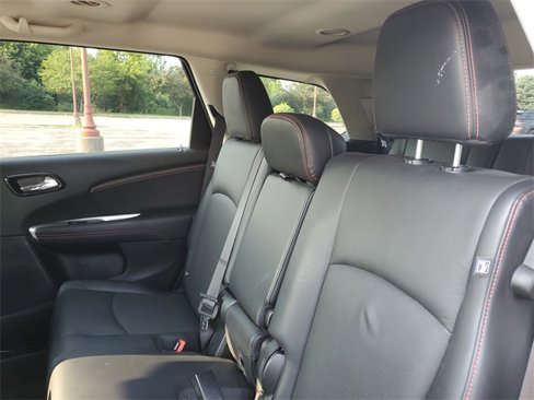 Used 2019 Dodge Journey GT image 28